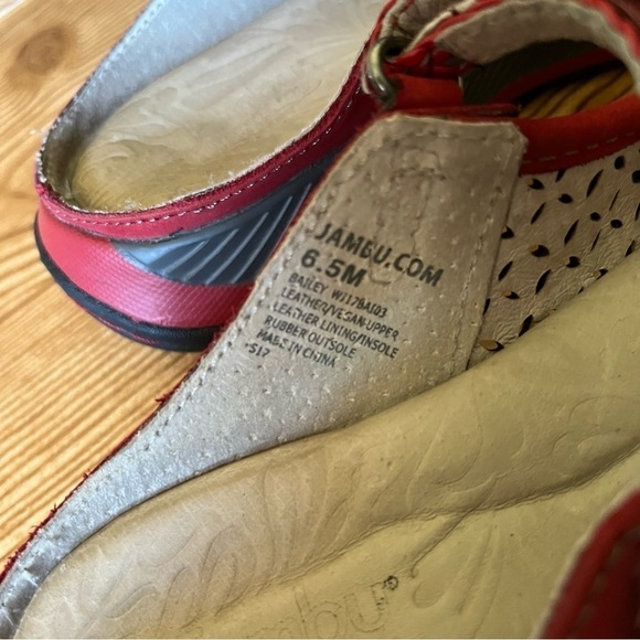 JAMBU Bailey Red Mule Nubuck Leather Vegan Uppers Slides Size 6.5 - Picture 11 of 12